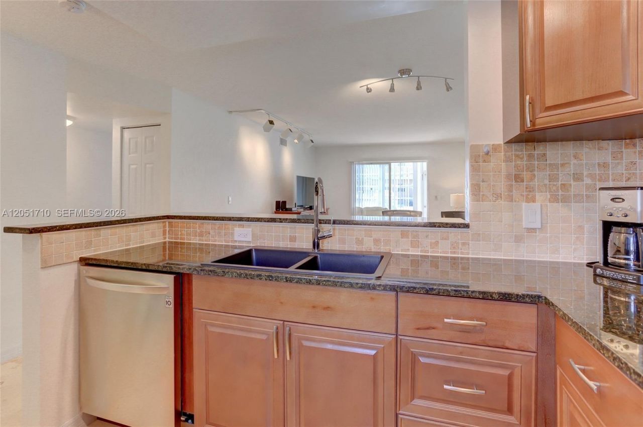 2212 NE 1st Way, Unit 101, Boynton Beach, FL 33435 Photo
