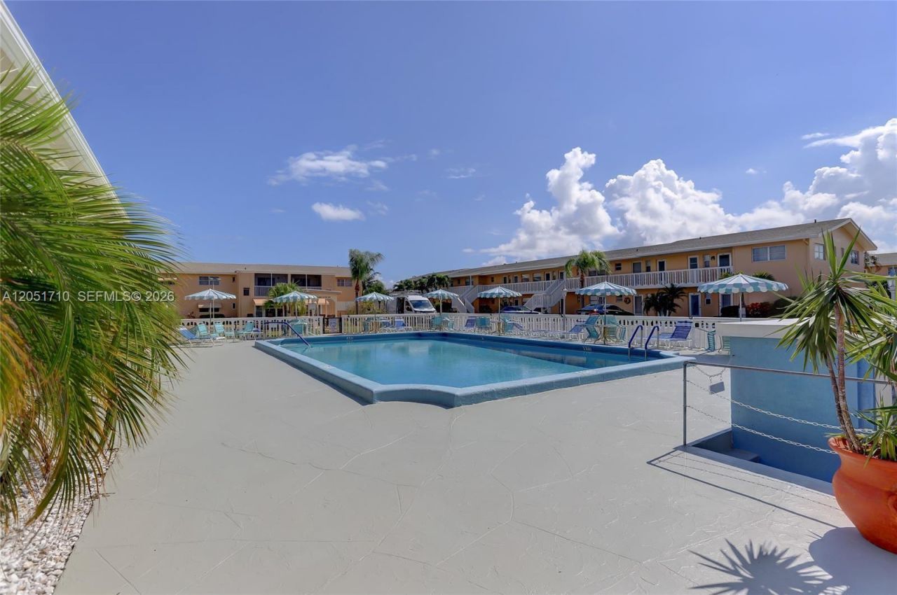 2212 NE 1st Way, Unit 101, Boynton Beach, FL 33435 Photo