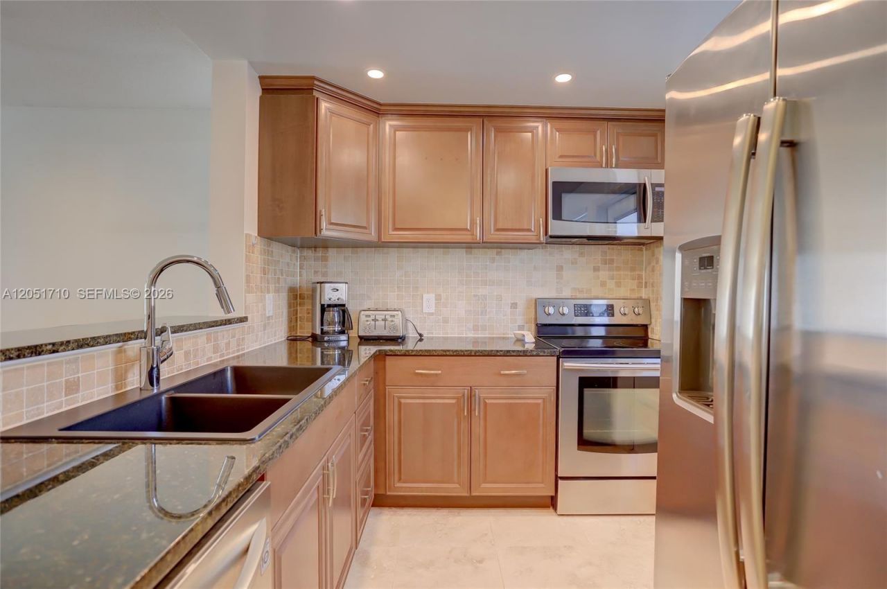 2212 NE 1st Way, Unit 101, Boynton Beach, FL 33435 Photo
