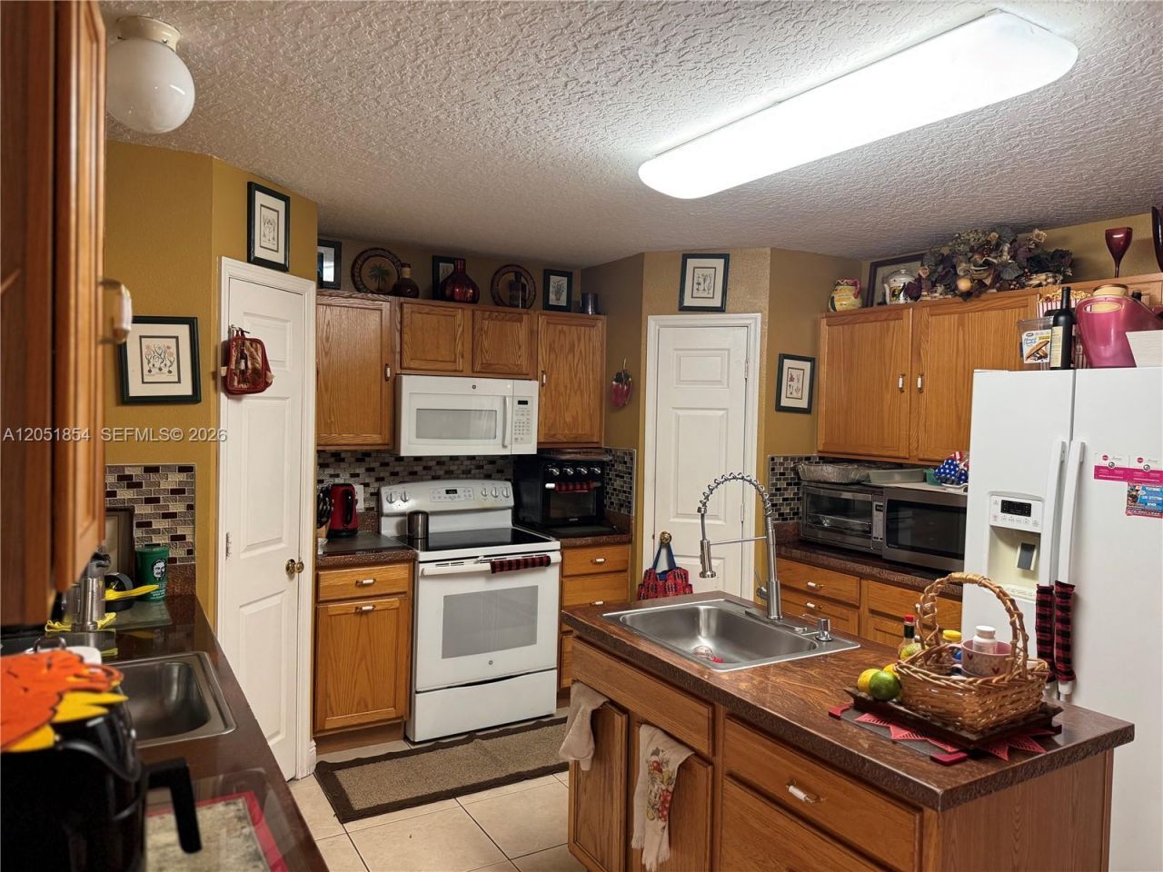 402 SE Crosspoint Dr , Port Saint Lucie, FL 34983 Photo
