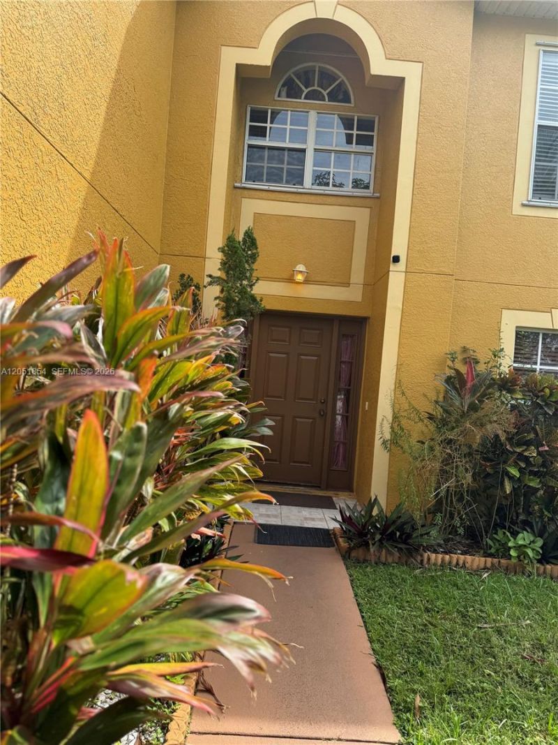 402 SE Crosspoint Dr , Port Saint Lucie, FL 34983 Photo