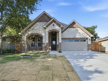 3220 25th Street, Fort Worth, TX 76106