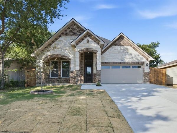 3220 25th Street, Fort Worth, TX 76106