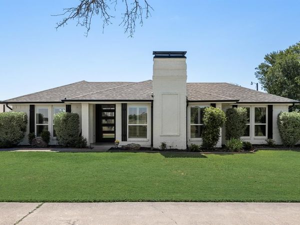 1301 Davis Lane, Terrell, TX 75160