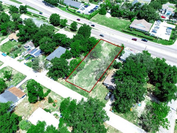 60 E STREET , LAKE WALES, FL 33855
