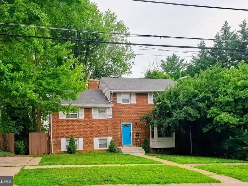 9901 Belhaven Road, Bethesda, MD 20817 Main Photo