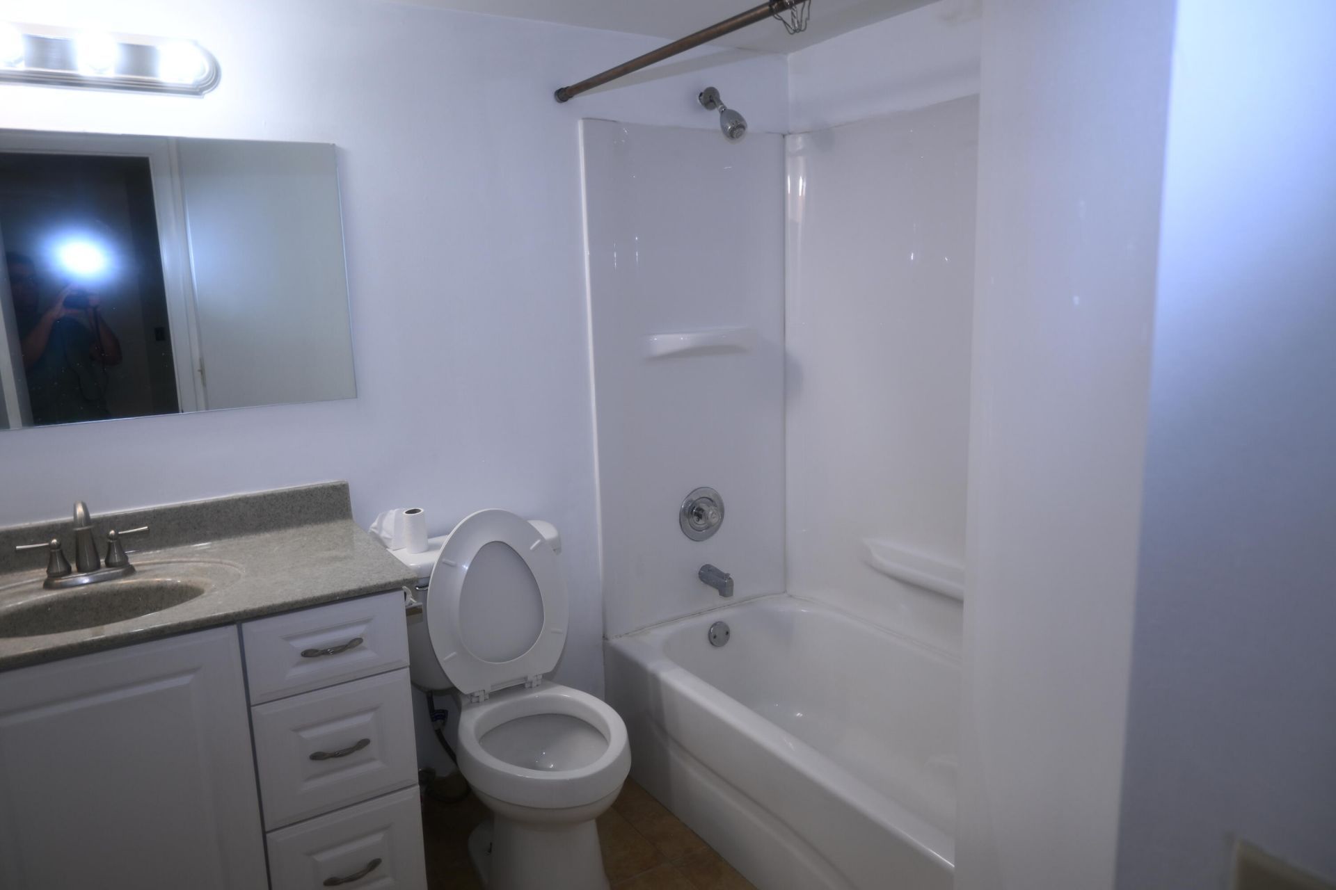 8721 Wiles Road, Unit 305, Coral Springs, FL 33067 Photo