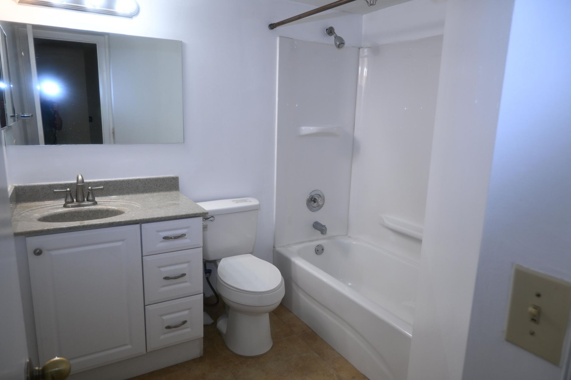8721 Wiles Road, Unit 305, Coral Springs, FL 33067 Photo