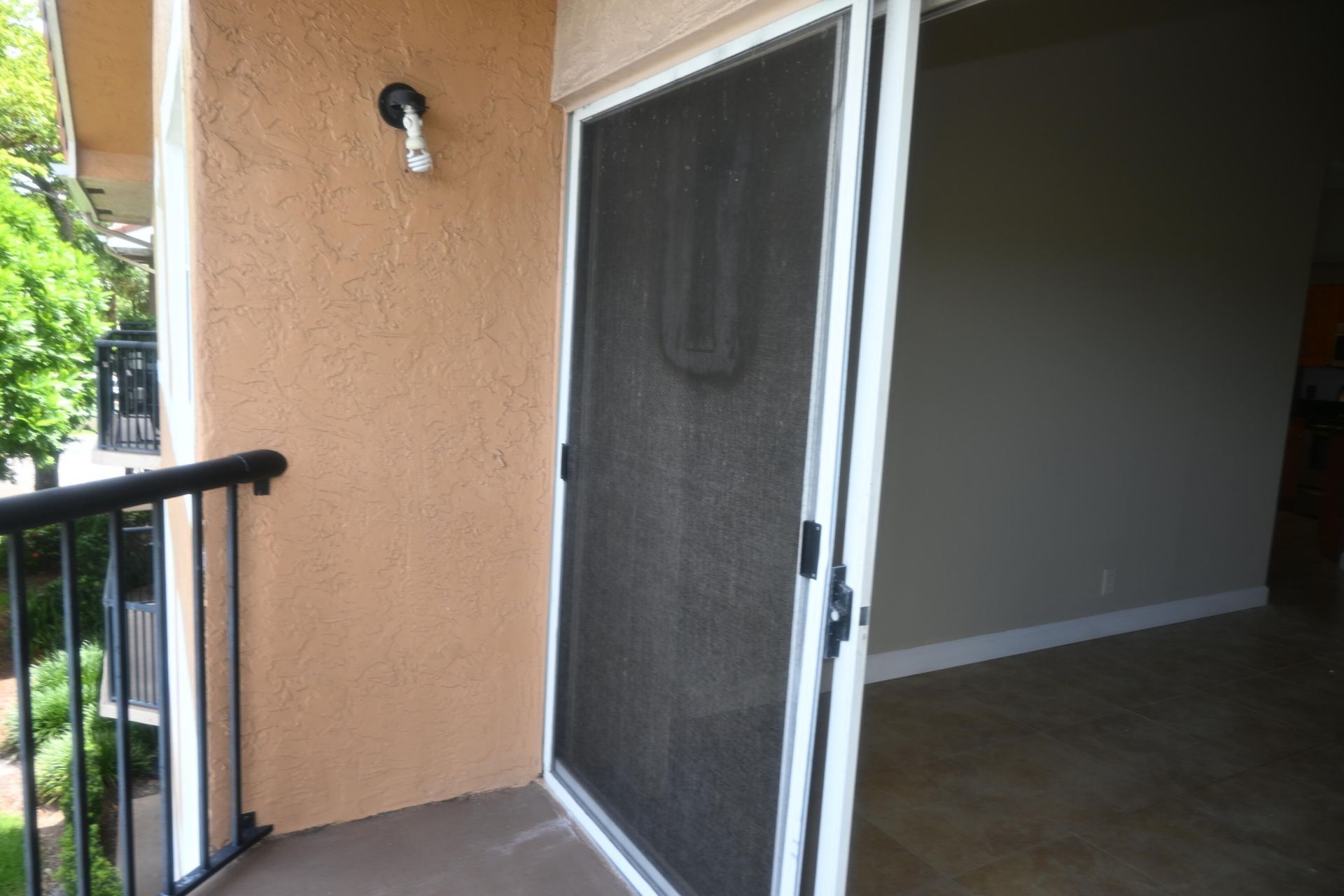 8721 Wiles Road, Unit 305, Coral Springs, FL 33067 Photo