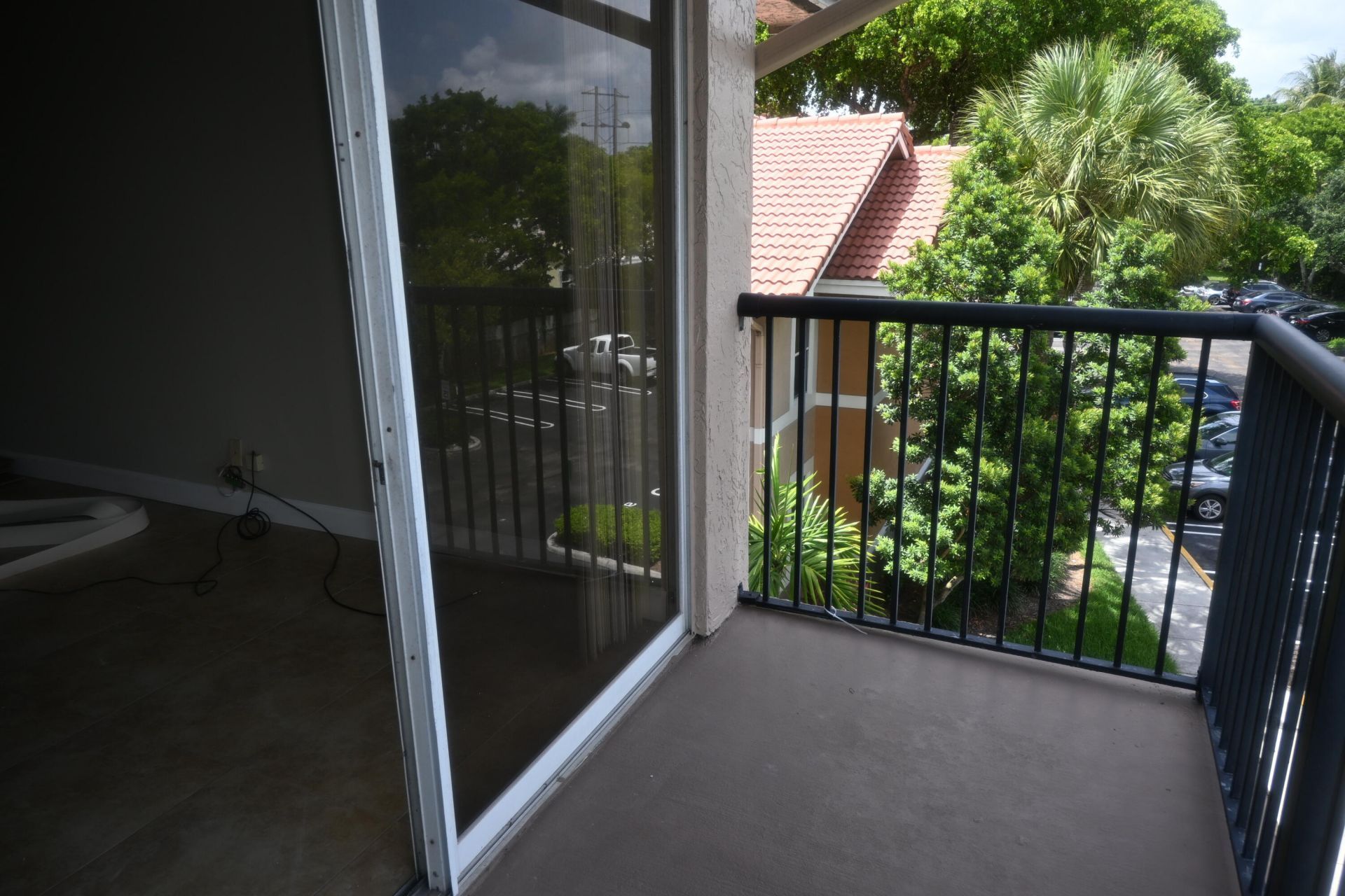 8721 Wiles Road, Unit 305, Coral Springs, FL 33067 Photo