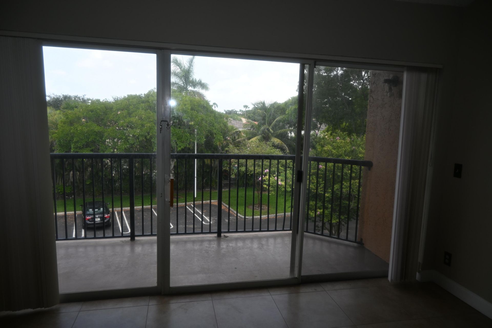 8721 Wiles Road, Unit 305, Coral Springs, FL 33067 Photo