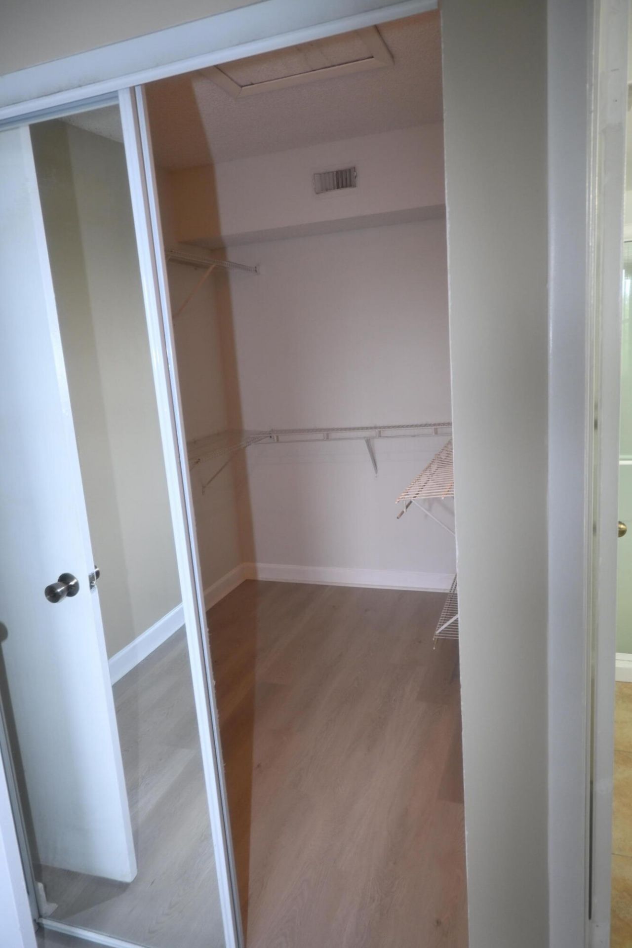 8721 Wiles Road, Unit 305, Coral Springs, FL 33067 Photo
