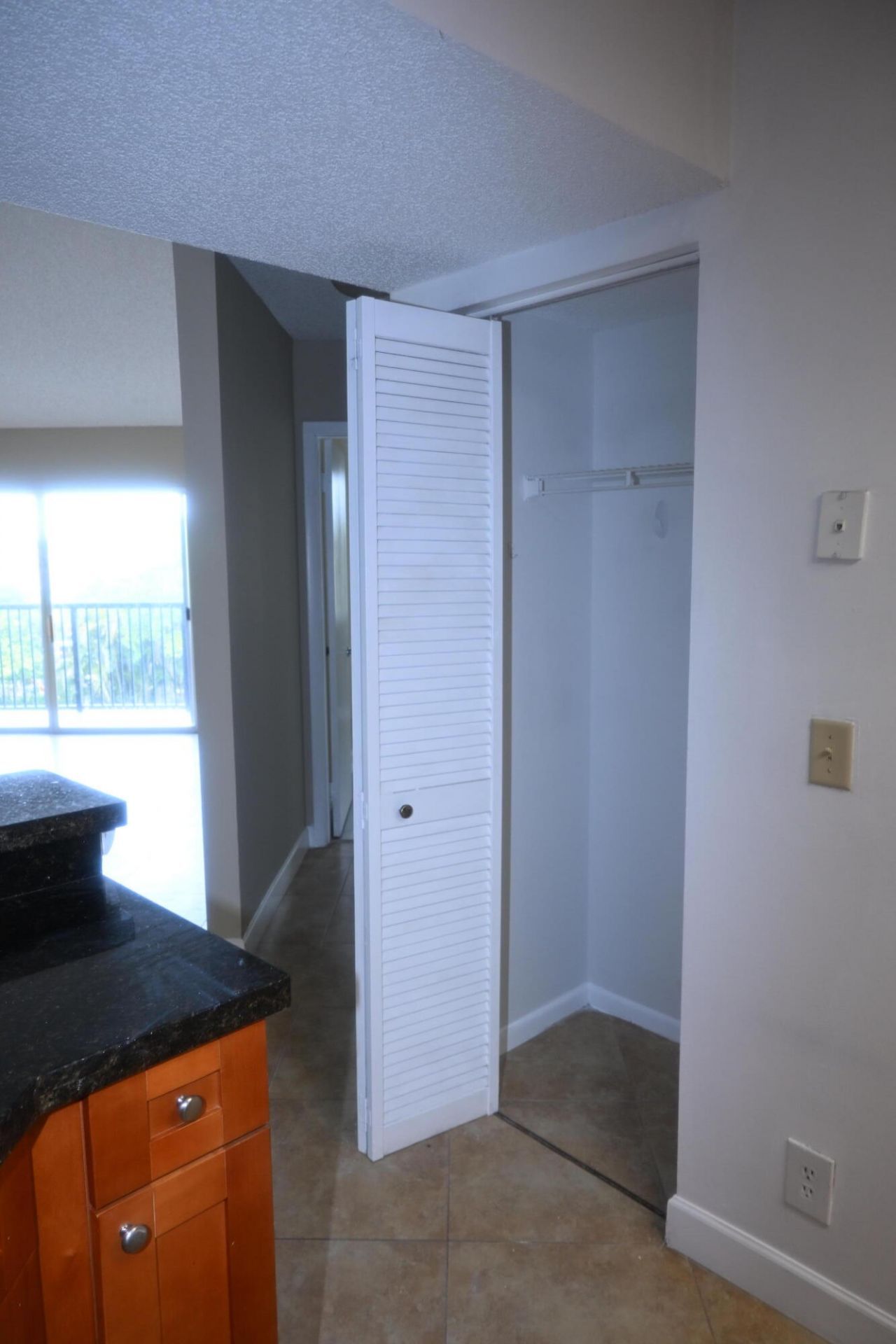 8721 Wiles Road, Unit 305, Coral Springs, FL 33067 Photo