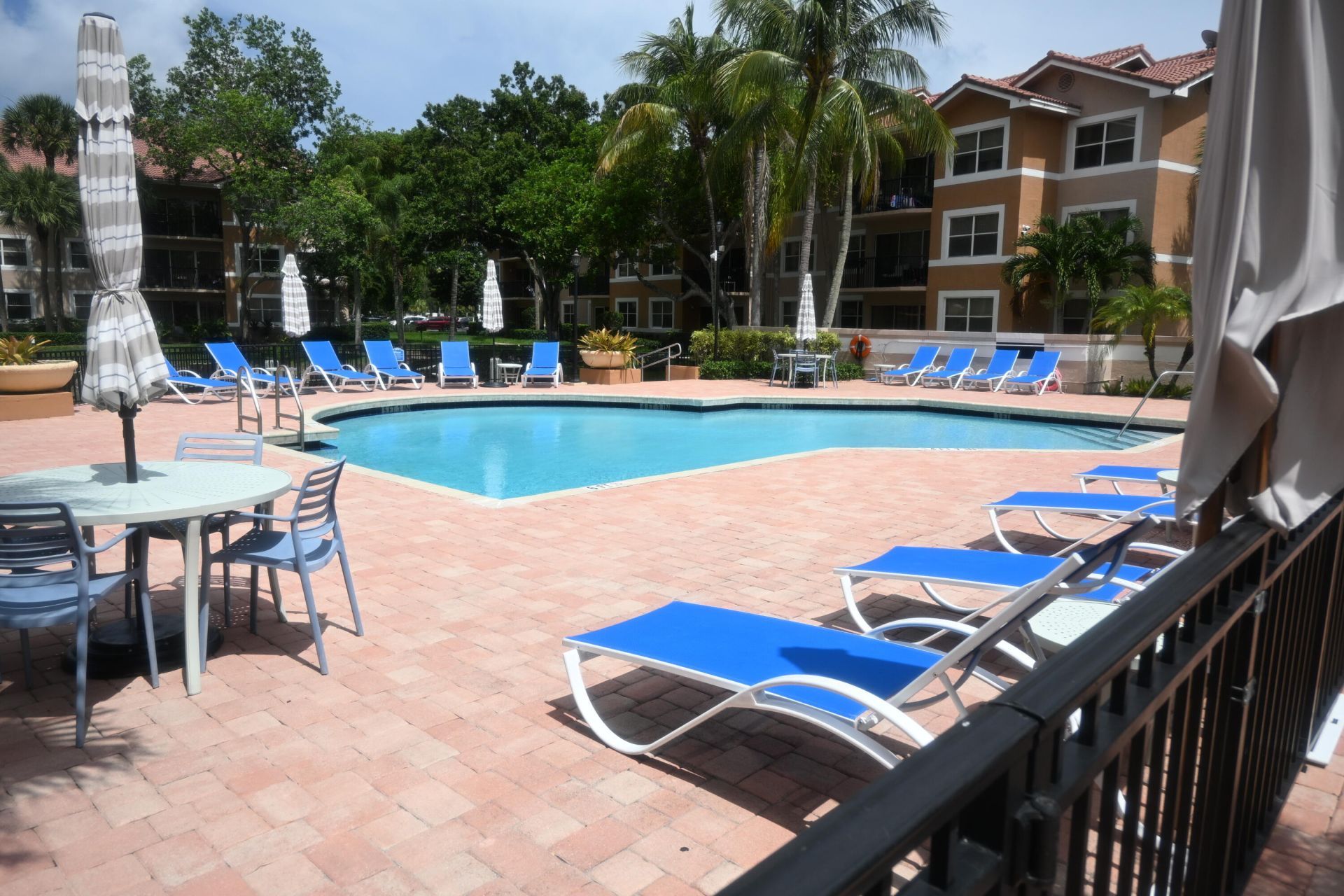 8721 Wiles Road, Unit 305, Coral Springs, FL 33067 Photo