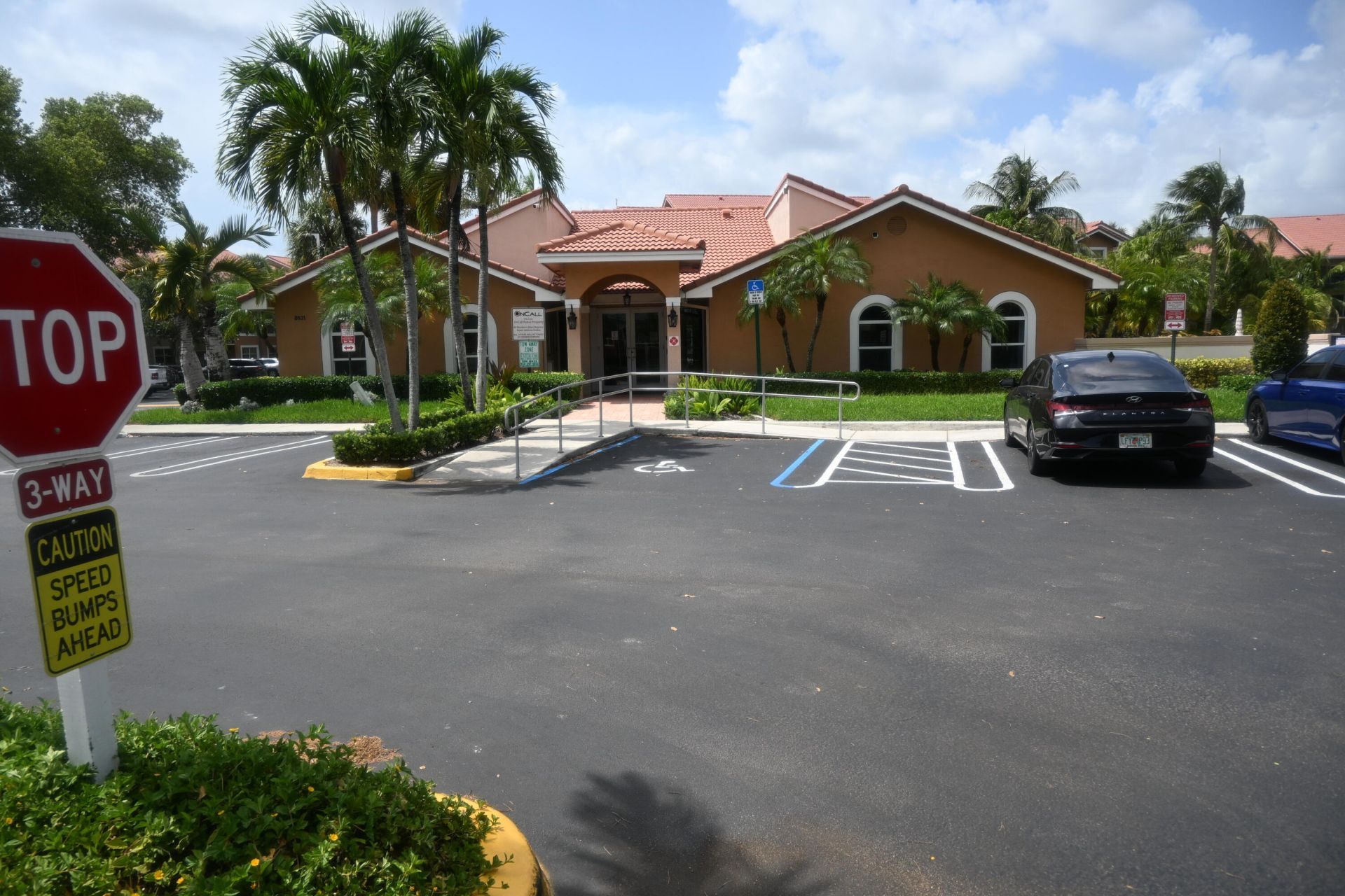 8721 Wiles Road, Unit 305, Coral Springs, FL 33067 Photo