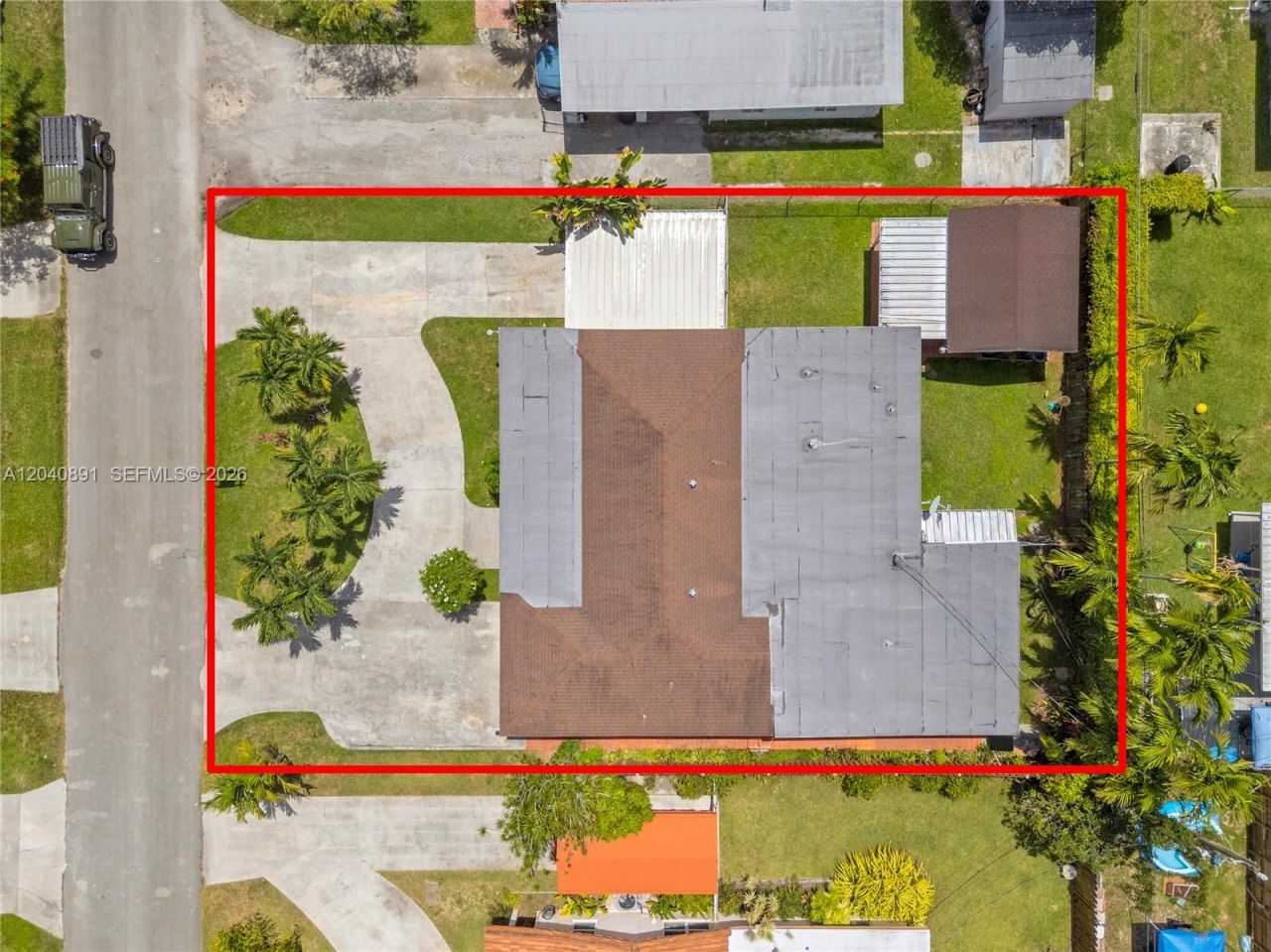 6860 SW 18th St, Miami, FL 33155 Photo