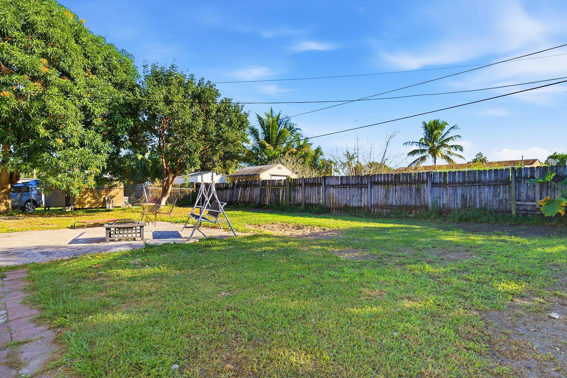 333 Mid Pines Road, Palm Springs, FL 33461 Photo