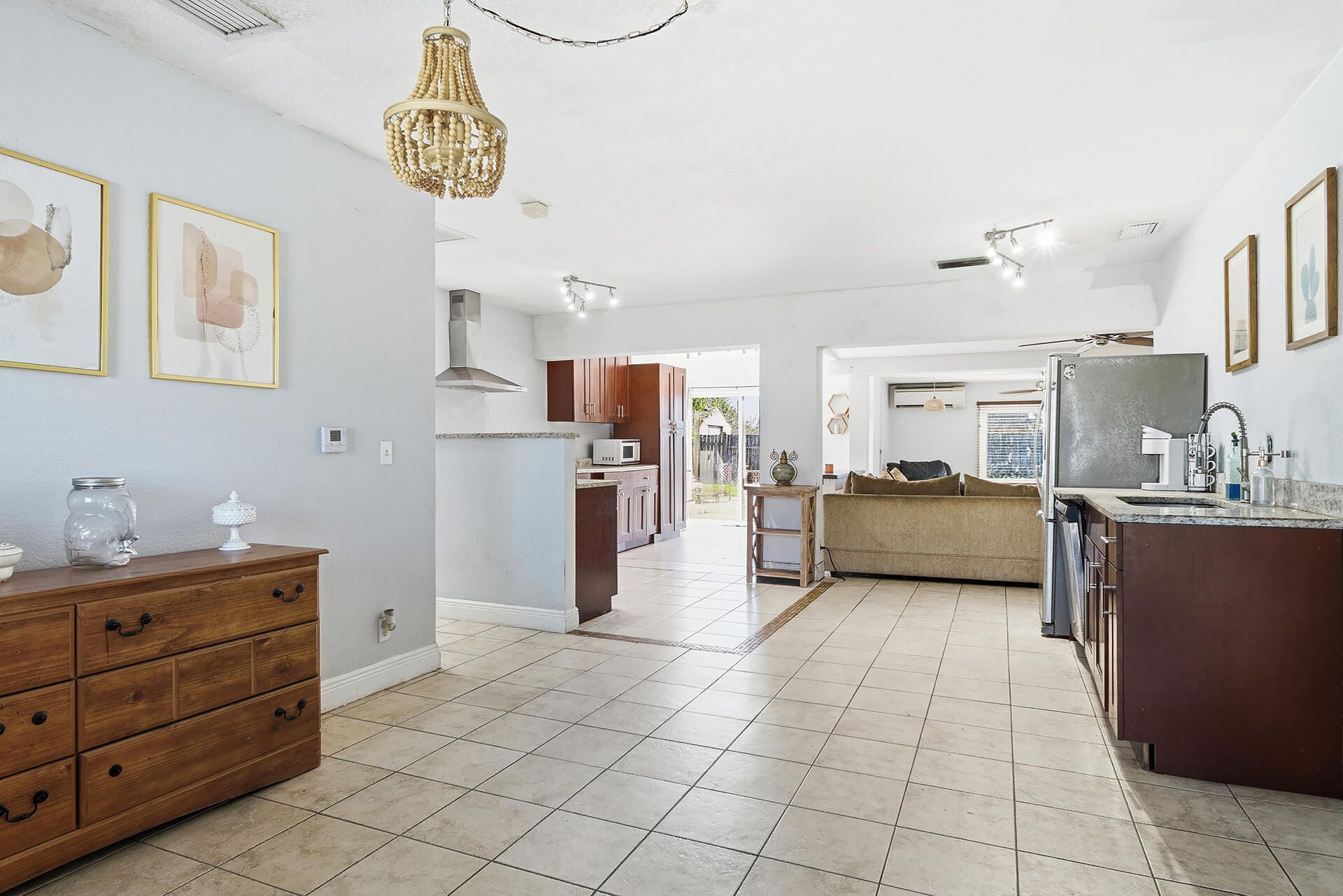 333 Mid Pines Road, Palm Springs, FL 33461 Photo