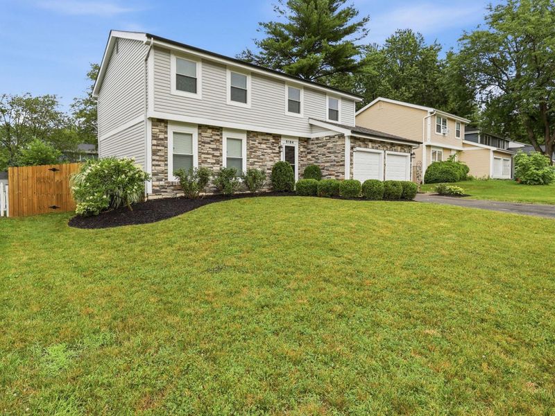 6184 Rockland Drive, Dublin, OH 43017 Photo 2