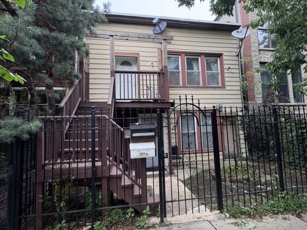 1940 W Huron Street , Chicago, IL 60622