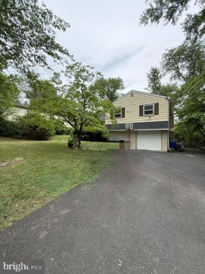152 E CHURCH ROAD, ELKINS PARK, PA 19027