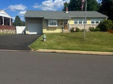 1243 HIVIEW DRIVE, SOUTHAMPTON, PA 18966