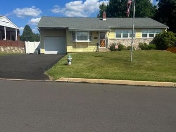 1243 HIVIEW DRIVE, SOUTHAMPTON, PA 18966