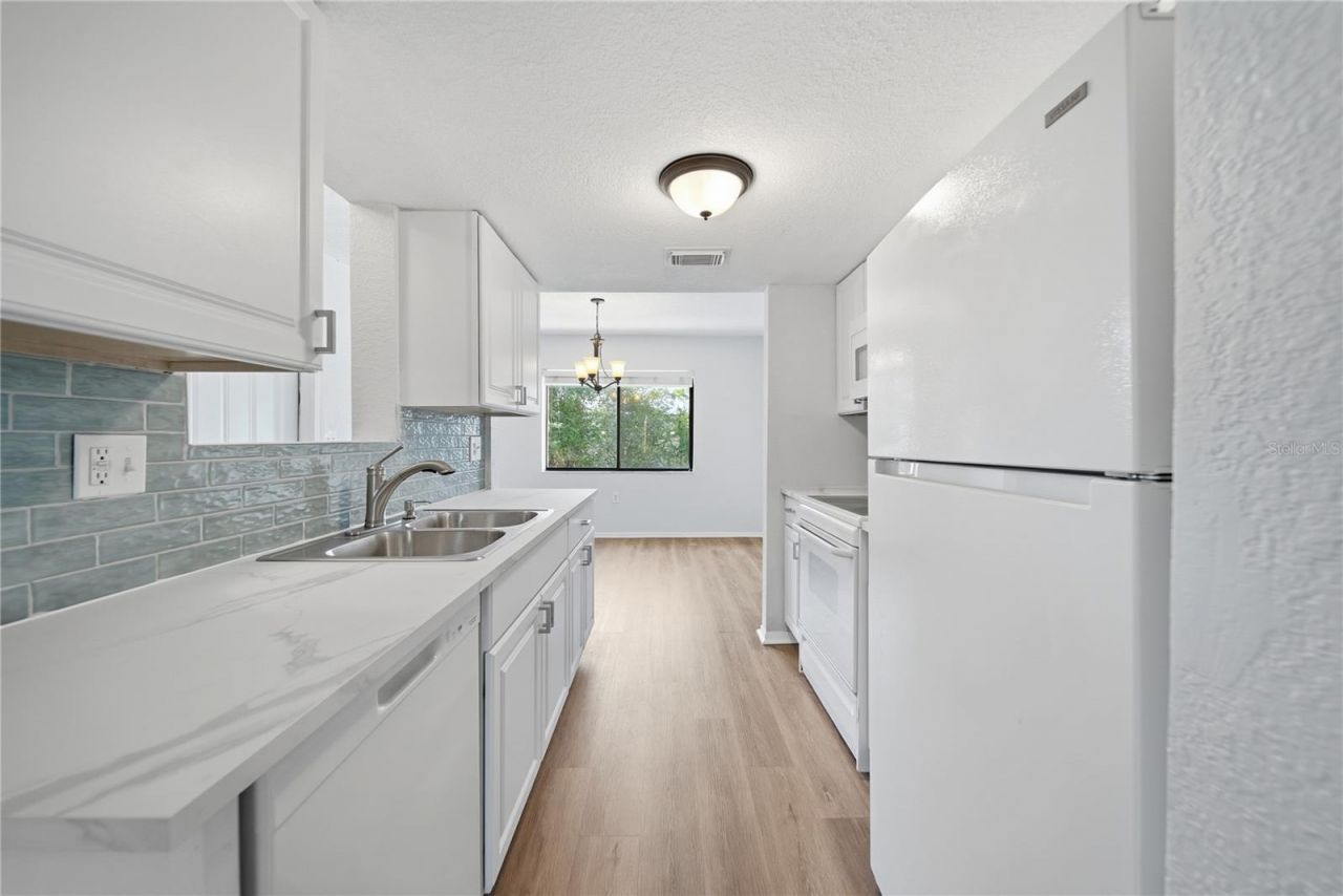 5310 26th Street W, Unit 304, Bradenton, FL 34207 Photo