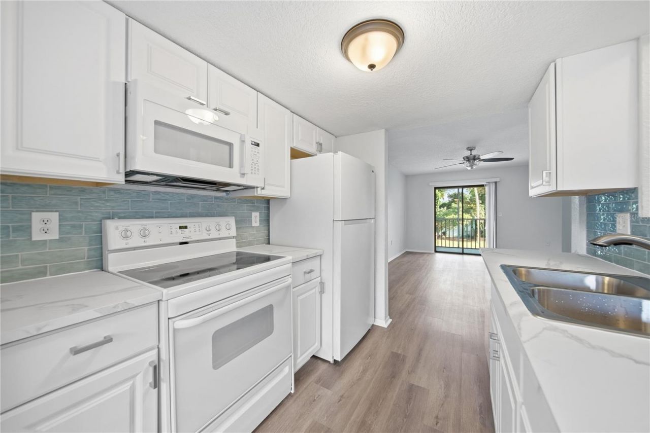 5310 26th Street W, Unit 304, Bradenton, FL 34207 Photo