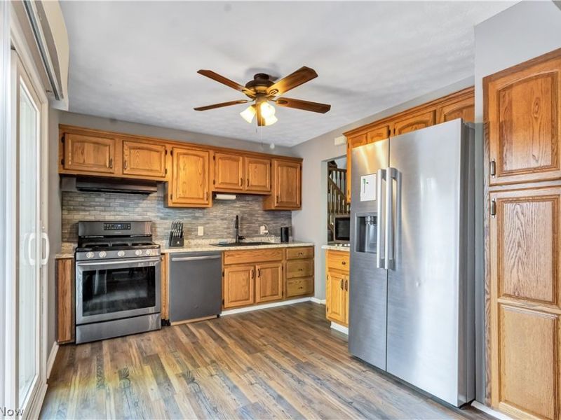 3403 Nottingham Drive , Parma, OH 44134 Photo 11