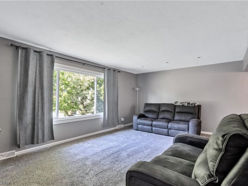 3403 Nottingham Drive , Parma, OH 44134 Photo 7