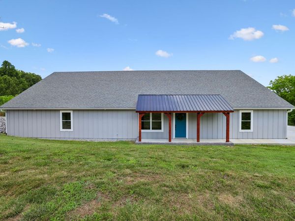 1124 Dale Ridge Rd , Dowelltown, TN 37059