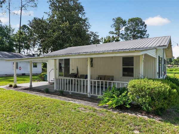 148 LAKE SHORE TERRACE, INTERLACHEN, FL 32148