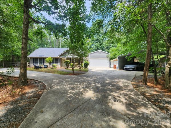 8003 Hope Lane, Waxhaw, NC 28173