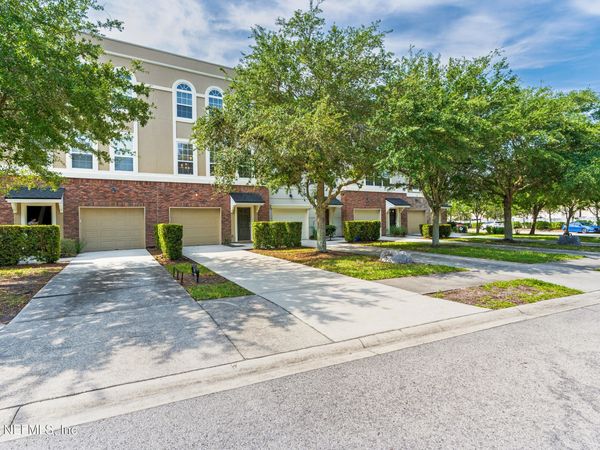 4372 ELLIPSE Drive, Jacksonville, FL 32246