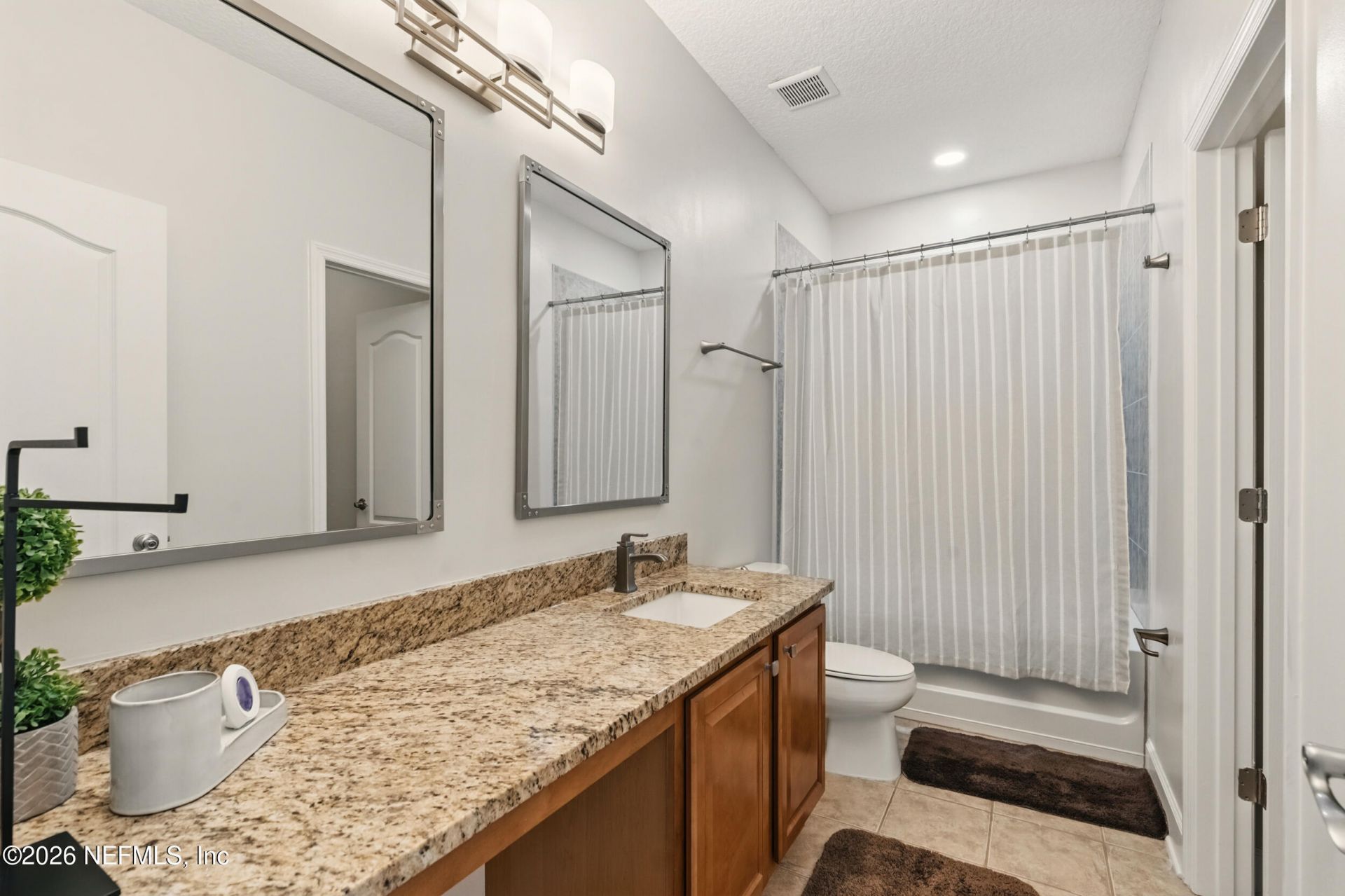 4372 Ellipse Drive, Jacksonville, FL 32246 Photo