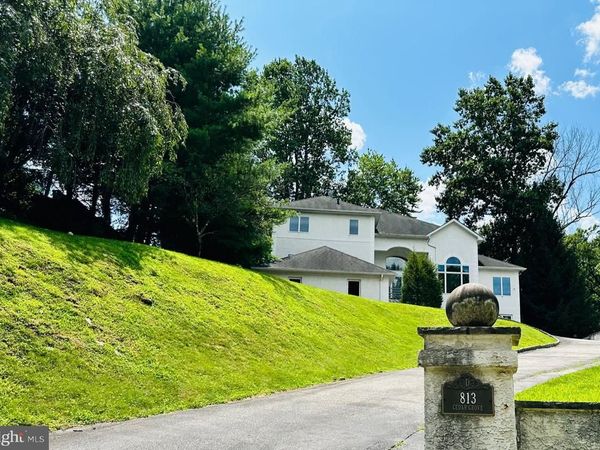 813 CEDAR GROVE ROAD , BROOMALL, PA 19008