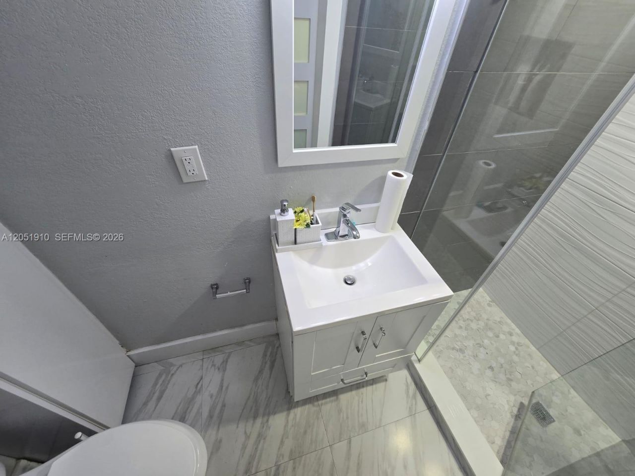 20950 SW 119th Ct, Miami, FL 33177 Photo