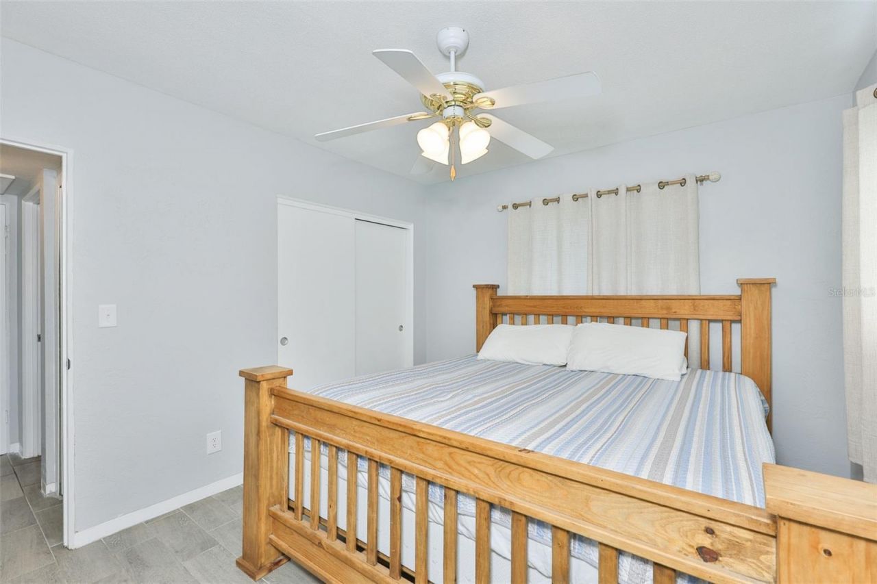 3242 Kingston Street N, Saint Petersburg, FL 33713 Photo
