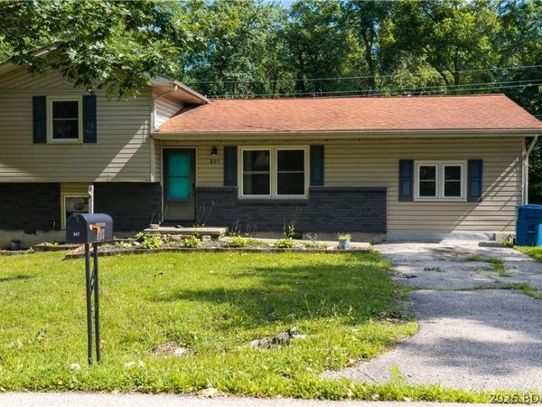 807 Rollotrend Lane, Eldon, MO 65026