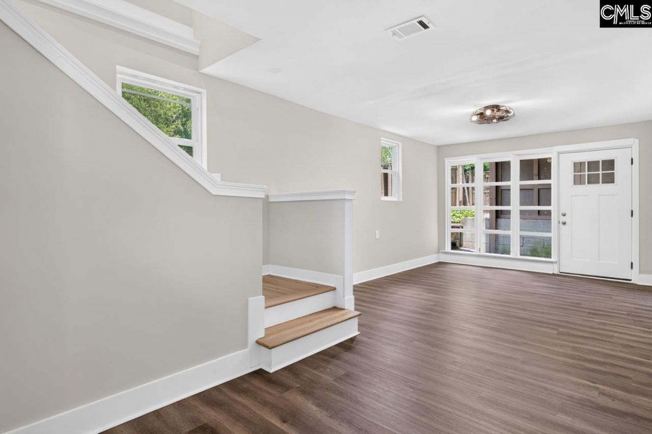 1057 Lancaster Street  Photo 14