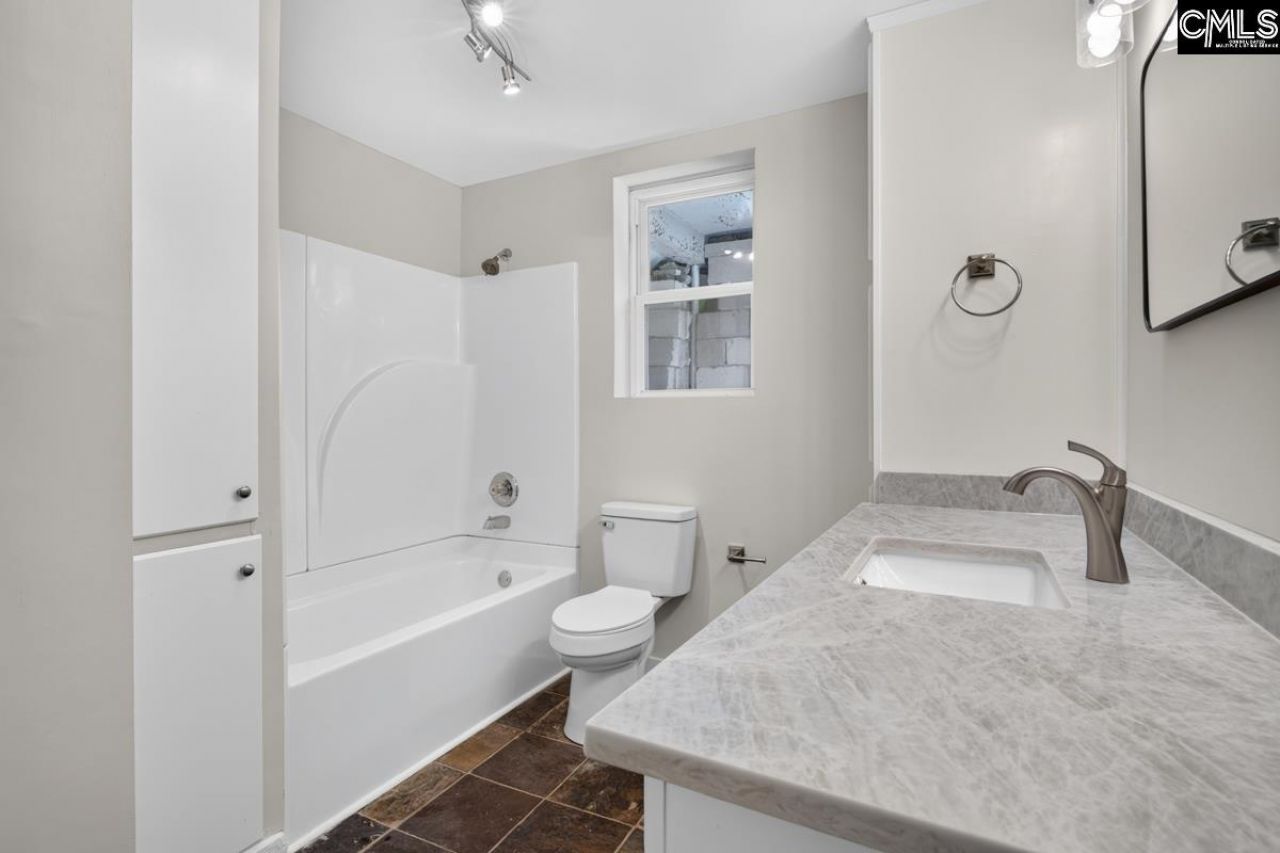 1057 Lancaster Street  Photo 25