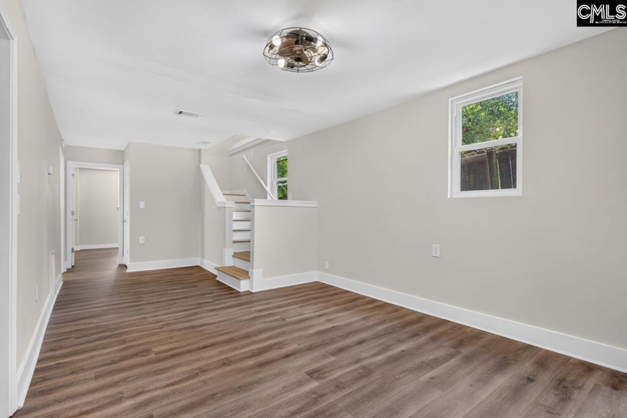 1057 Lancaster Street  Photo 28