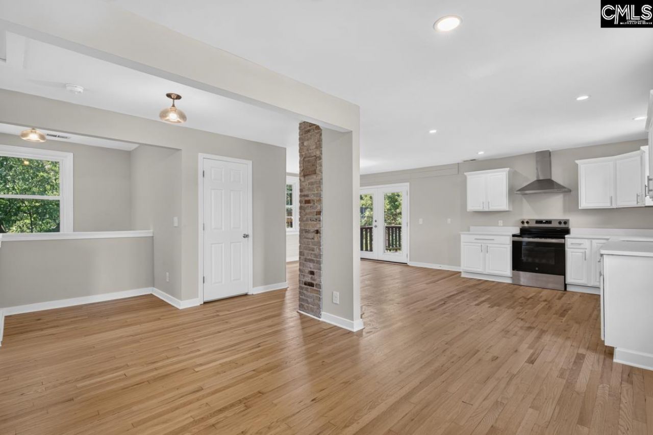 1057 Lancaster Street  Photo 9