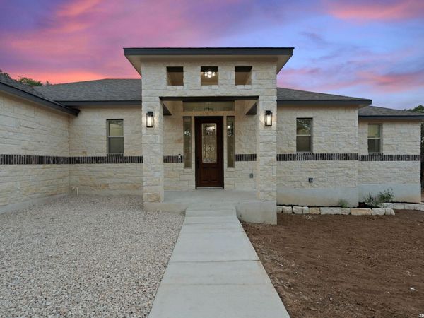 333 EAGLE ROCK RD, Spring Branch, TX 78070