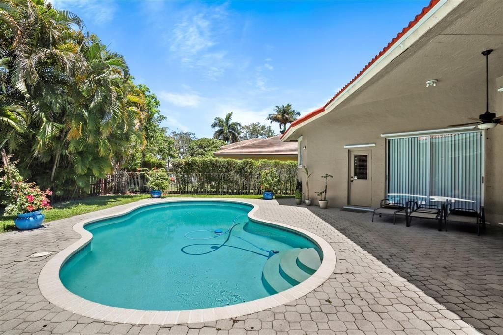 6421 NW 41st Street, Coral Springs, FL 33067 Photo