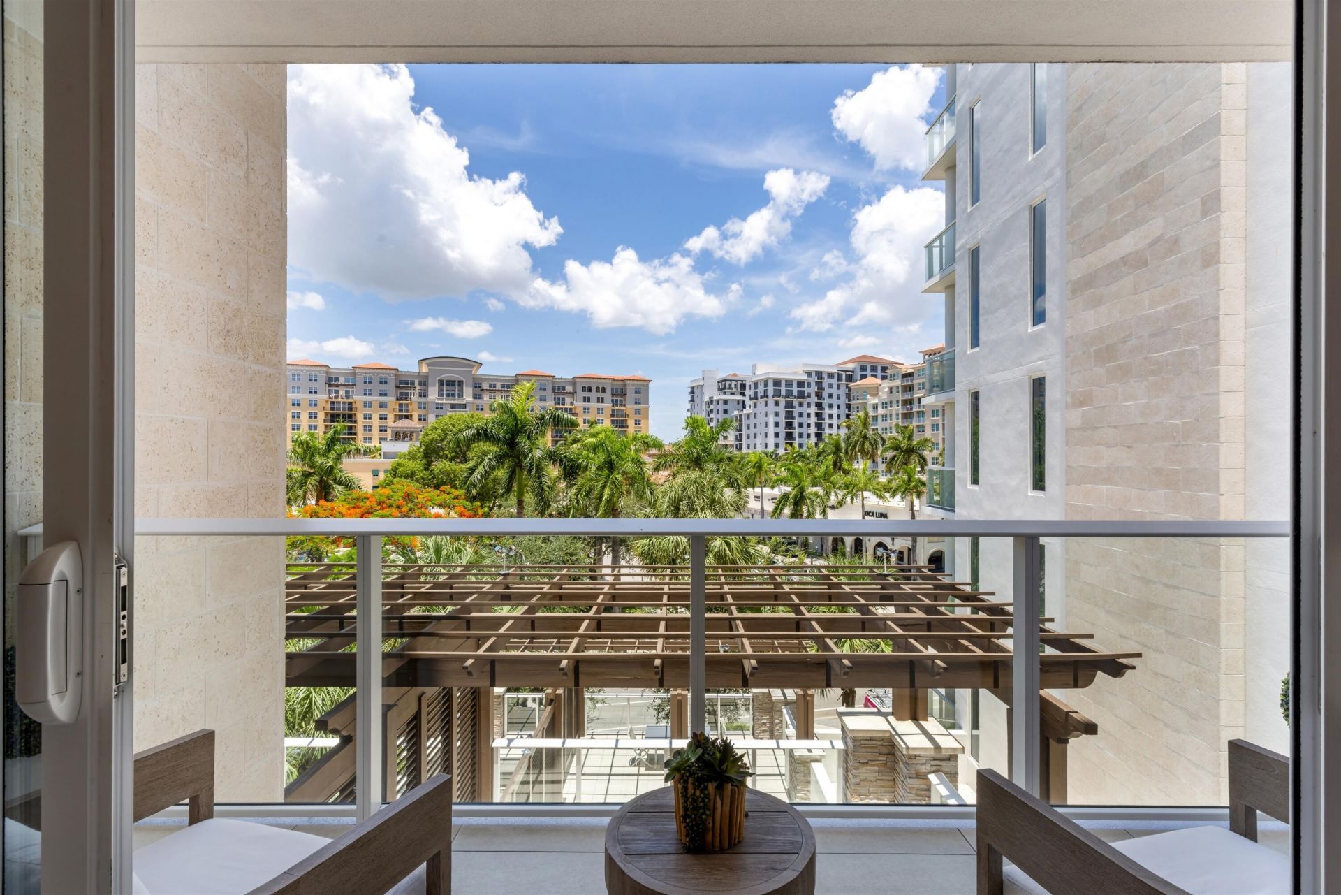 200 SE Mizner Boulevard, Unit 410, Boca Raton, FL 33432 Photo