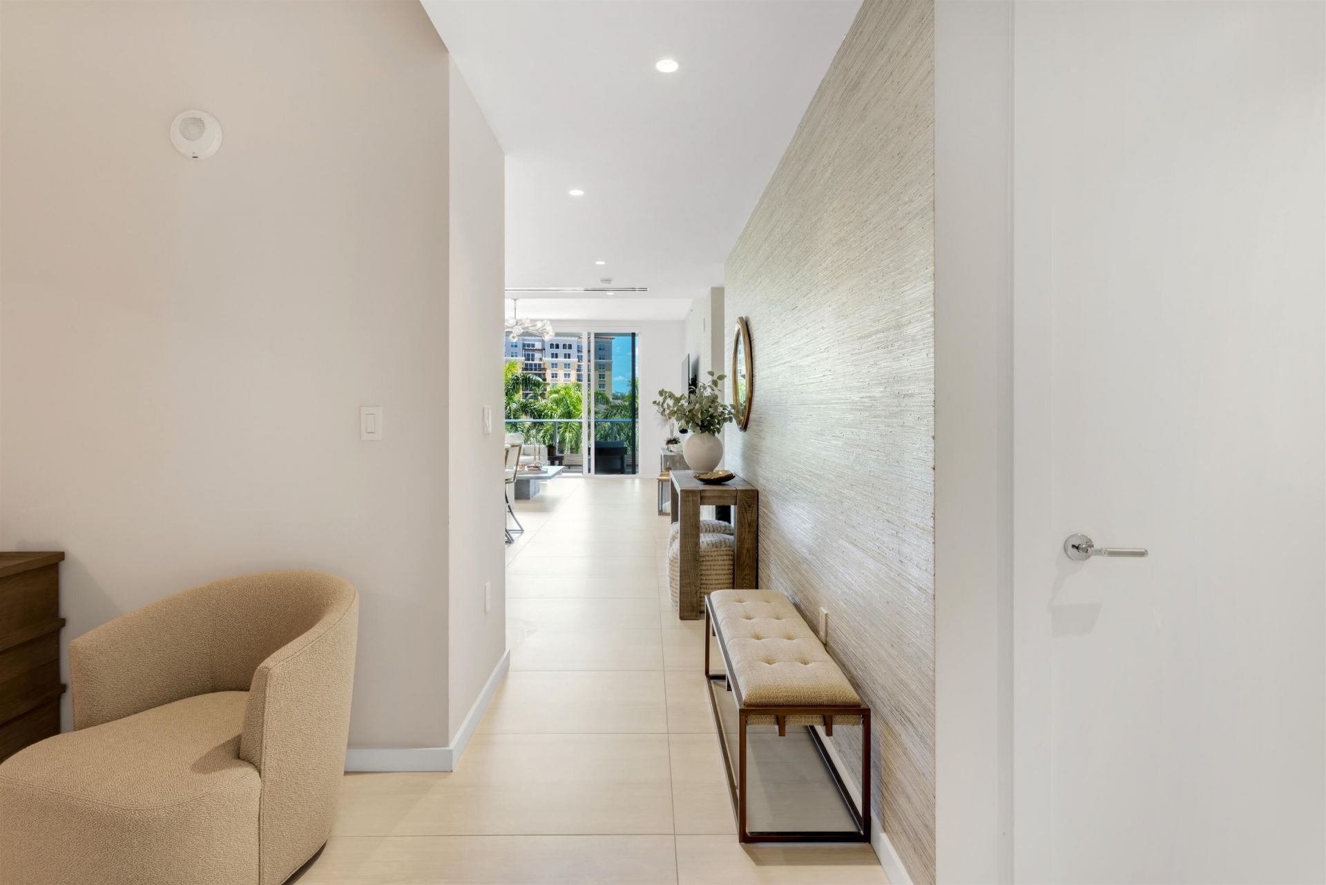 200 SE Mizner Boulevard, Unit 410, Boca Raton, FL 33432 Photo