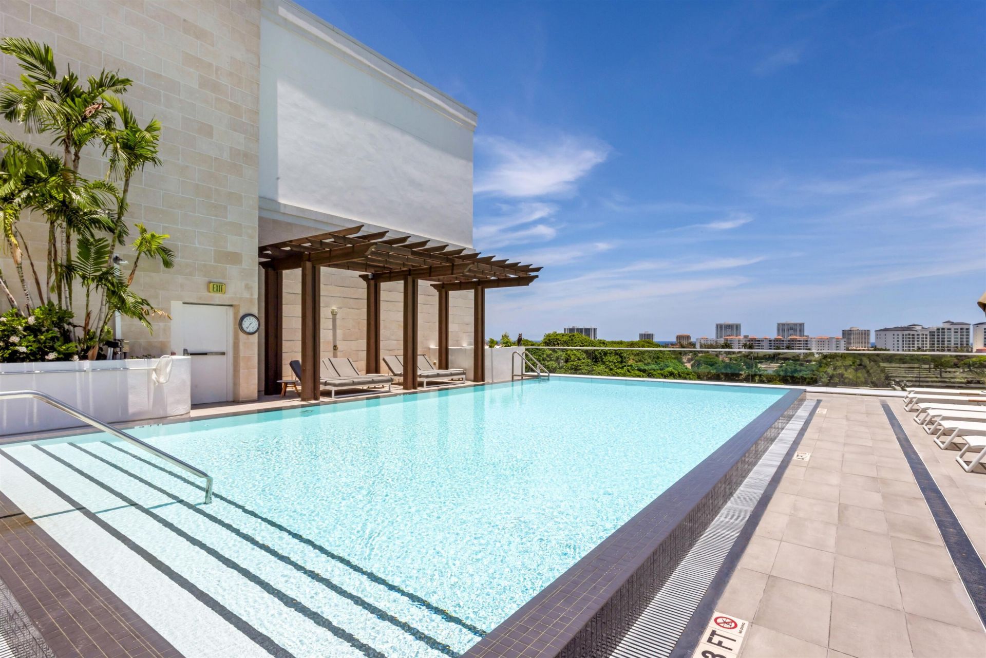200 SE Mizner Boulevard, Unit 410, Boca Raton, FL 33432 Photo