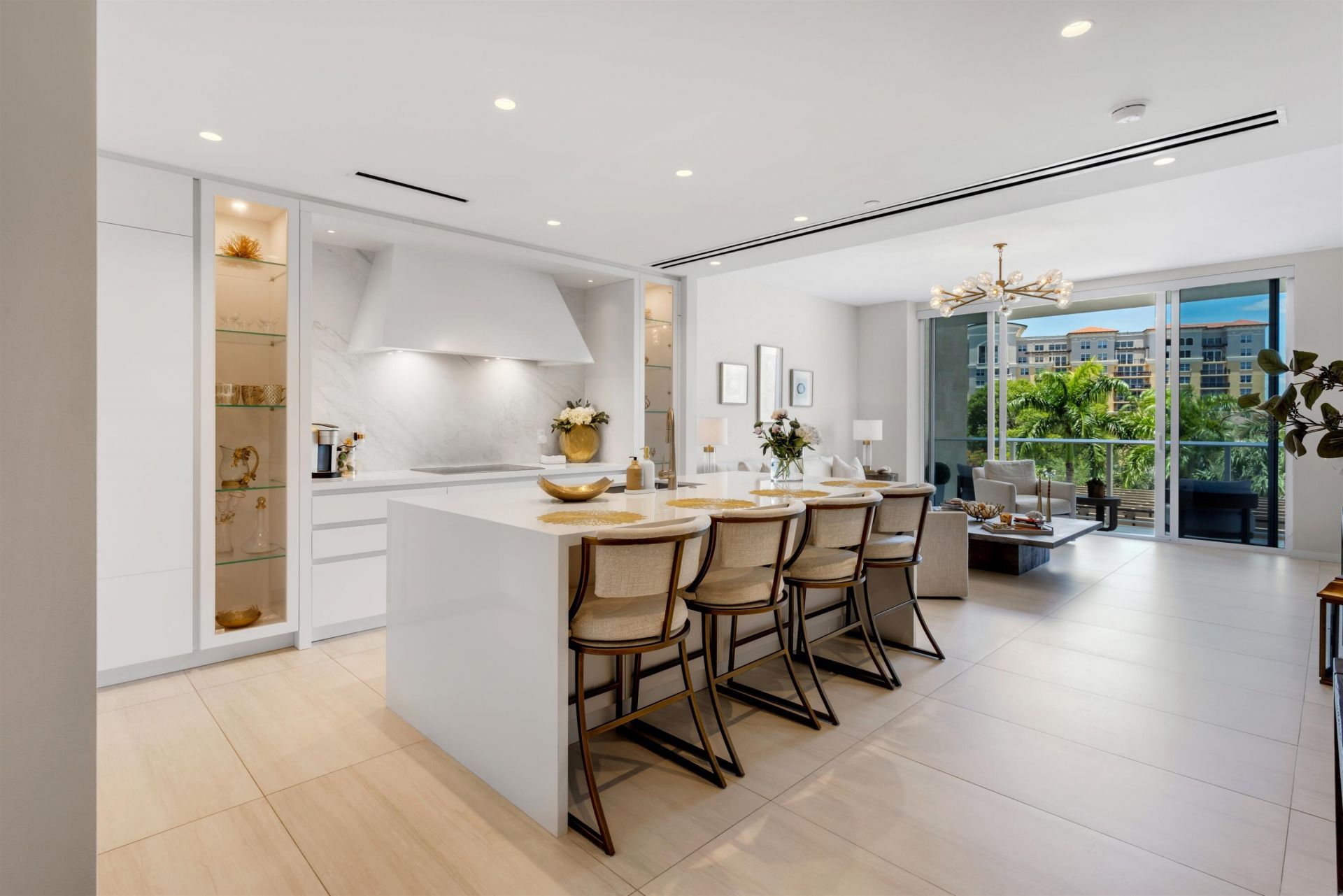 200 SE Mizner Boulevard, Unit 410, Boca Raton, FL 33432 Photo